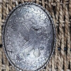 Soaring Eagle sliver tone belt buckle